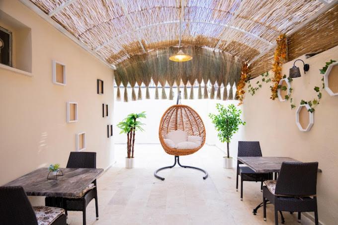 Ikarus Hotel Kuşadası Buitenkant foto