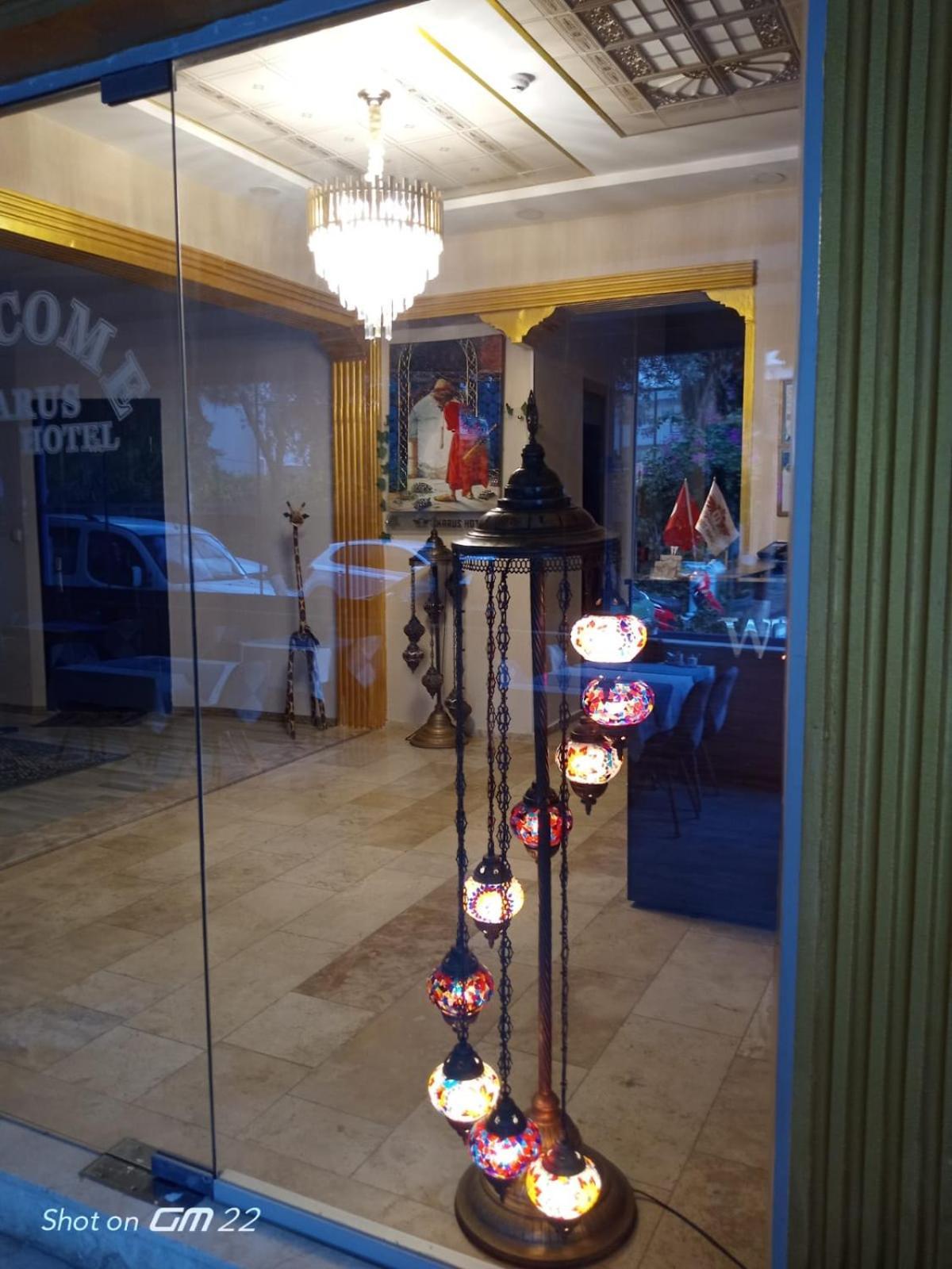 Ikarus Hotel Kuşadası Buitenkant foto